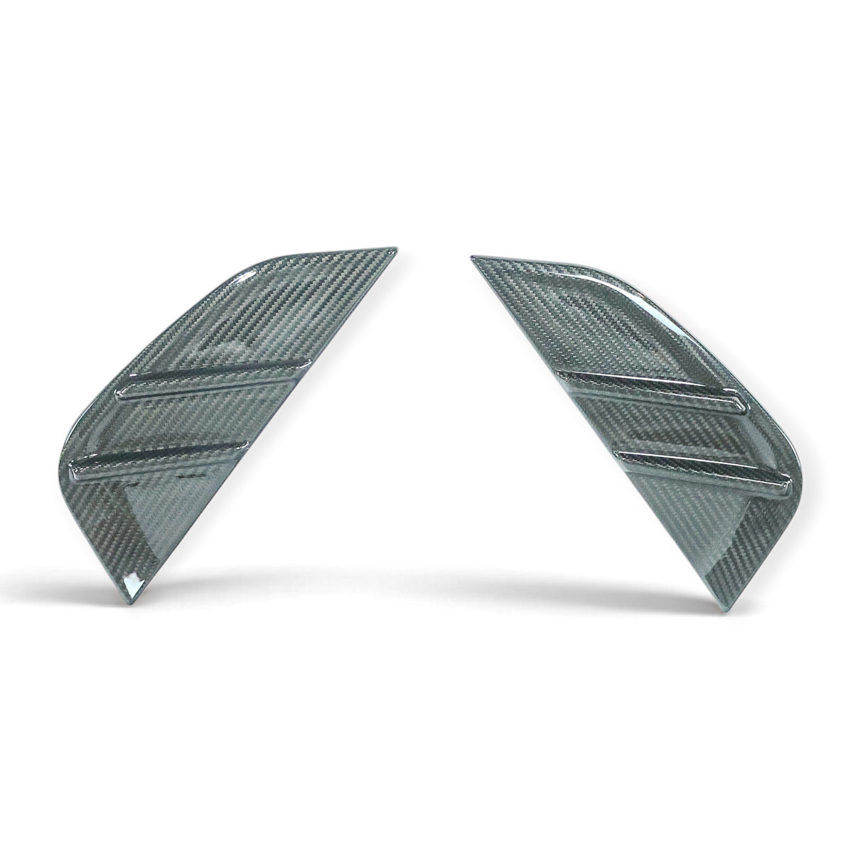 Carbon Corp. carbon fibre side fender trim for BMW M3 G80 and M4 G82 with a high-gloss finish.