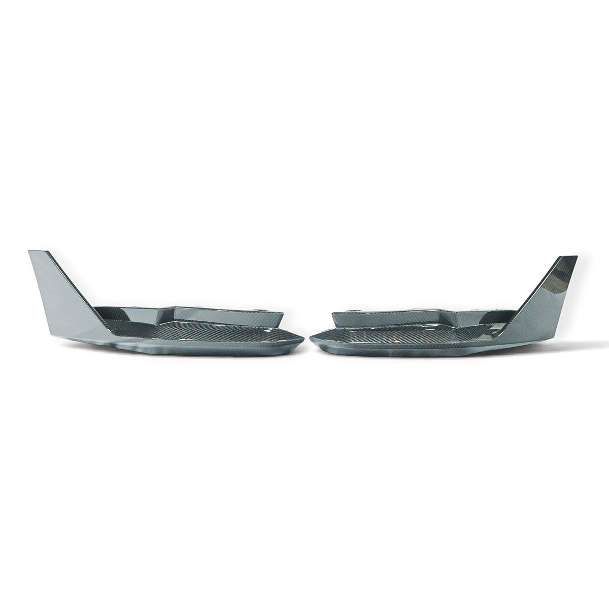 Carbon Corp. gloss carbon fibre rear bumper corner extensions for BMW G82 M4 in a performance style winglet design.