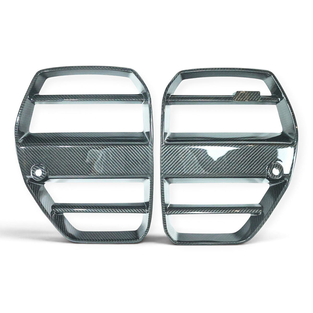 Carbon Corp. V-style carbon fibre front grille for BMW M3 G80 and M4 G82 non-ACC models with glossy finish.