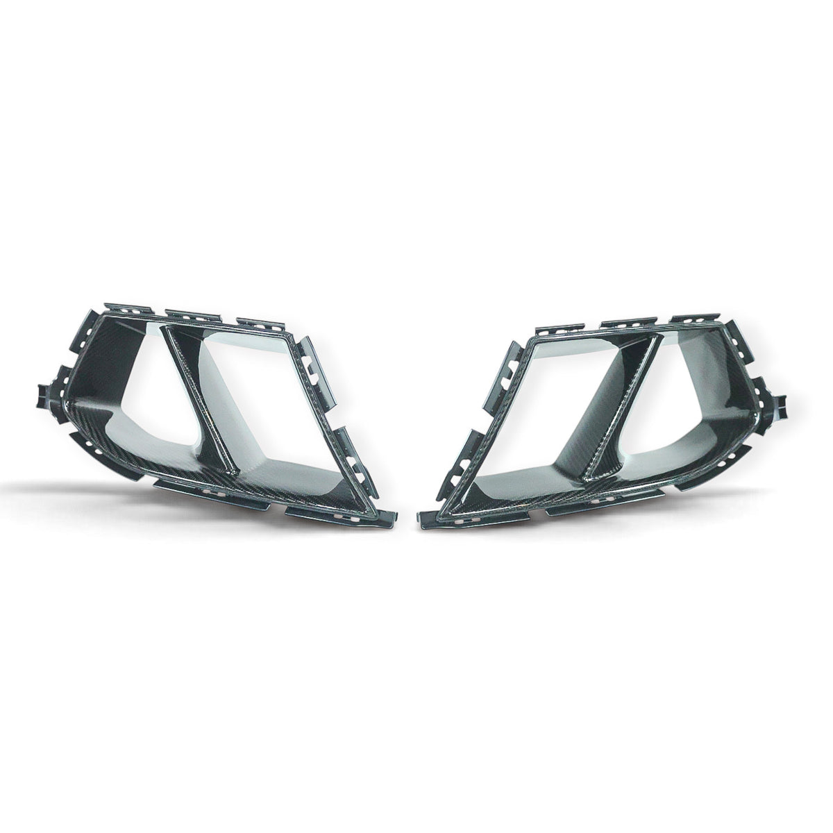 Carbon Corp. carbon fibre front inlet vent ducts for BMW M3 G80 and M4 G82 with a high-gloss motorsport design.