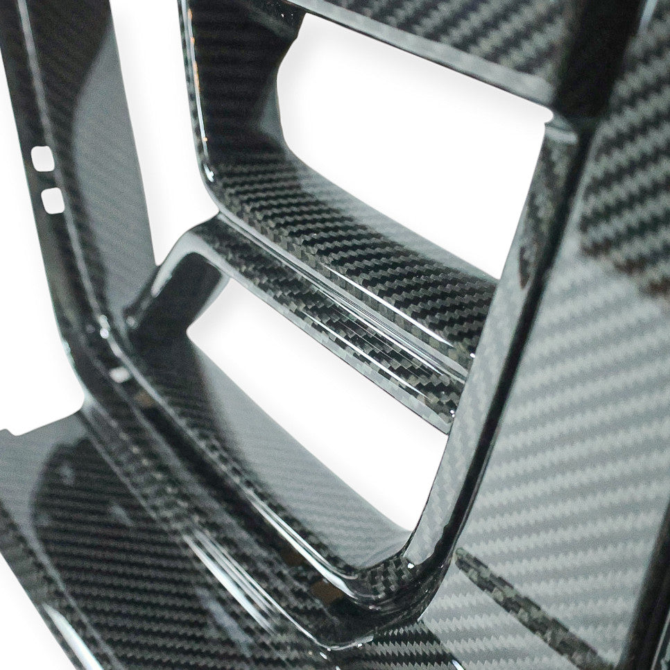 Carbon Corp. CSL style carbon fibre front grille for BMW G80 G82 with a high-gloss finish and open-slat design.